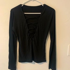 Long sleeve adjustable strappy front black shirt